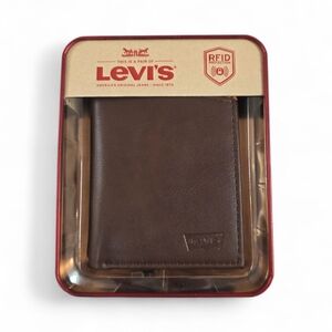Levi’s RFID Leather Bifold Wallet Brown Tan Colorblock w/ Box Men 31LP110020